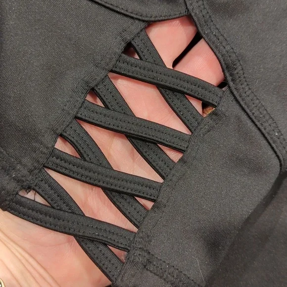 Capri Leggings - Picture 7 of 7